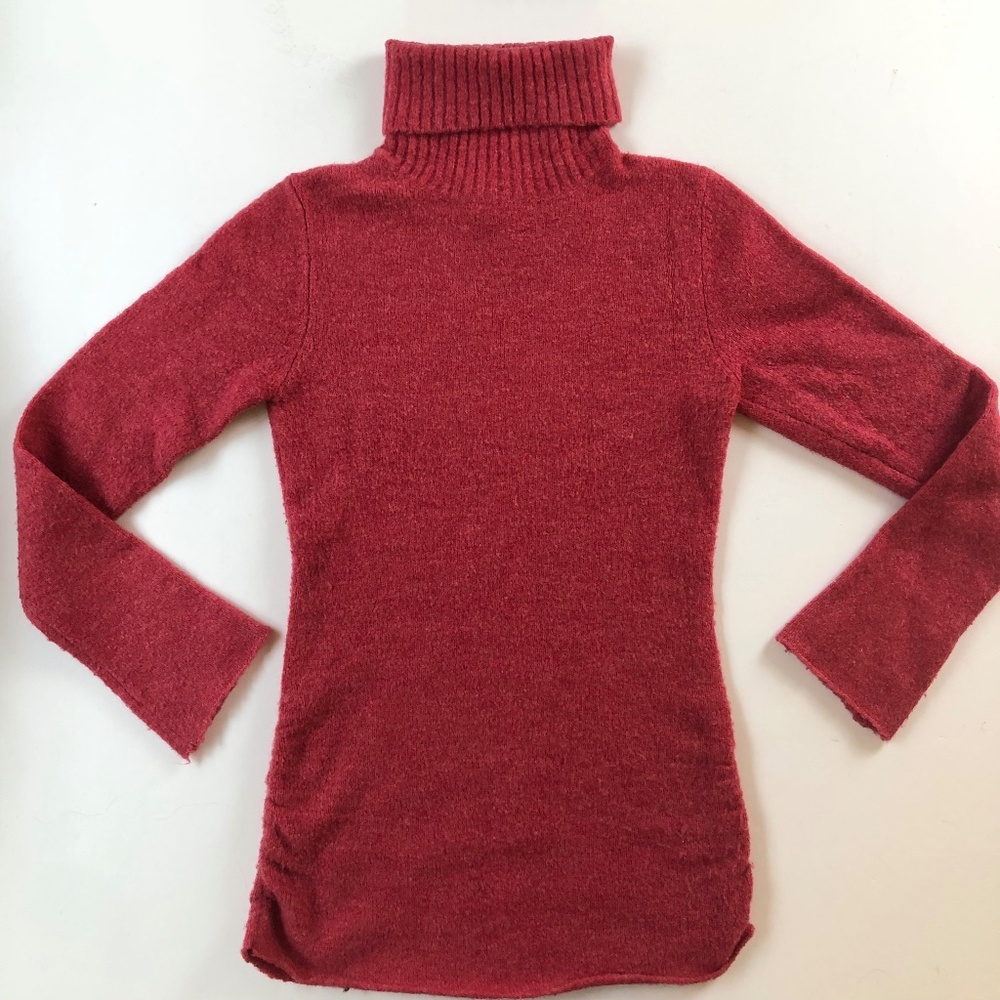 Fitted, Ruched Orange Turtleneck MED